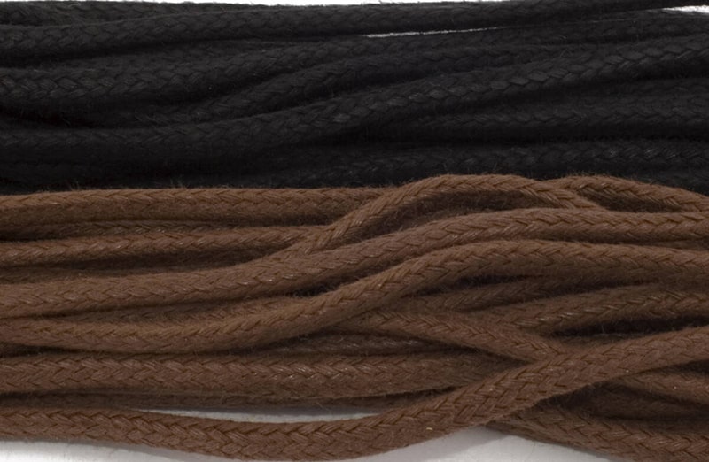 Czarne elastyczne sznurowadla eleganckie wytrzymale do eleganckich butow