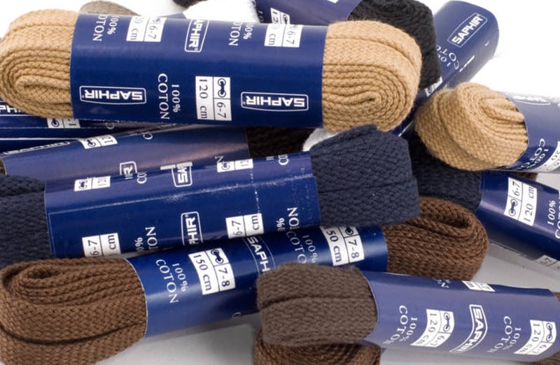 Czerwone plaskie sznurowadla eleganckie 7mm wytrzymale do eleganckich butow