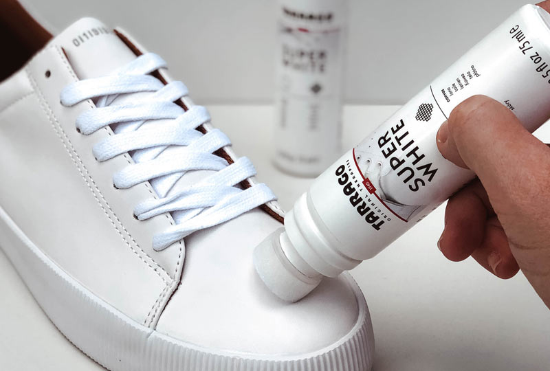 Biała pasta w płynie do butów sportowych, adidasów z bardzo silnym białym pigmentem, farba do renowacji koloru kicksów