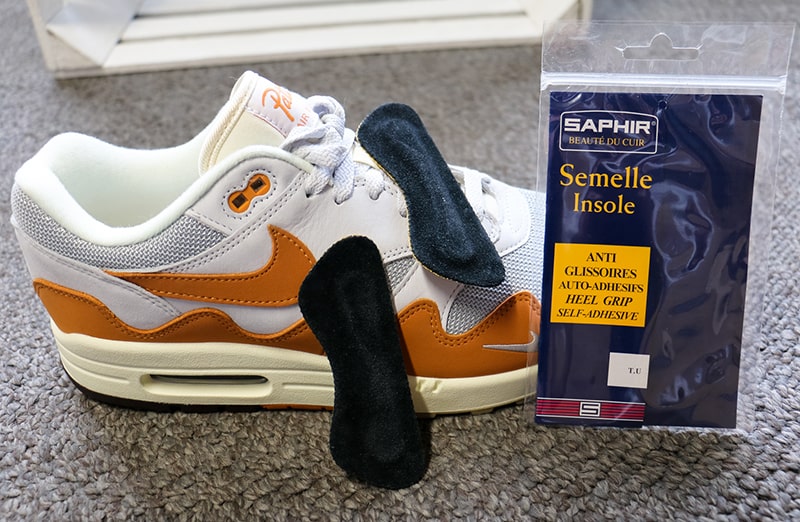 Skórzane wkładki do butów. Miękkie, wykonane w 100% ze skóry zamszowej, samoprzylepne zapiętki w kolorze czarnym