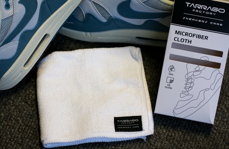 sciereczki z mikrofibry do czyszczenia obuwia, akcesoriow, toreb i torebek TARRAGO Sneakers Microfiber Cloth
