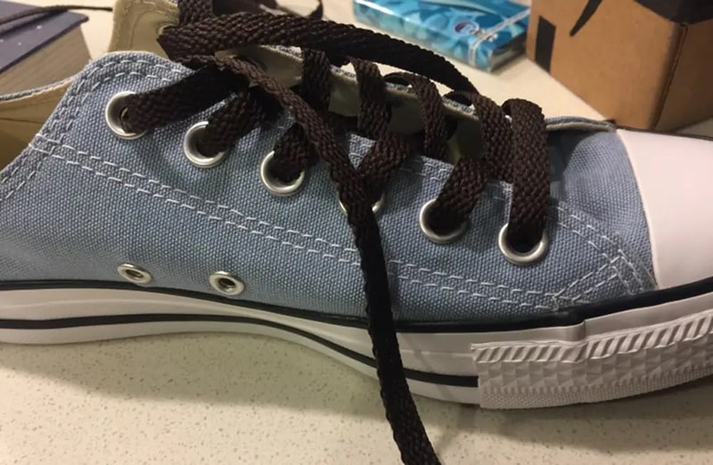 Sznurowadła płaskie ciemnobrązowe do butów LACE LAB laces, personalizacja obuwia, custom, malowanie adidasów