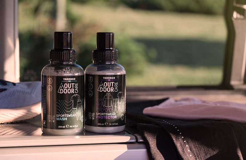 środek czyszczący do odzieży sportowej, skutecznie usuwa zabrudzenia, 