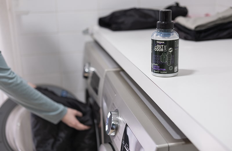 Ekologiczny środek do ochrony kurtek puchowych – Down Liquid Protector 300 ml