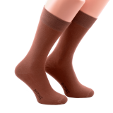 jasnobrązowe skarpety męskie gładkie bawełniane idealne do butów eleganckich