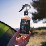 Zbliżenie butelki Equipment Protector – technologia w służbie natury