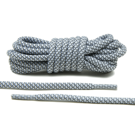 Odblaskowe okrągłe sznurowadła białe,  stworzone  do popularnych modeli Yeezy boots
czy innych modeli Adidasa.