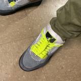 płaskie limonkowe sznurowadła Lace Lab. Sznurówki do customizacji sneakersów Jordan, Nike, vans, adidas