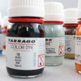 Czarna, czerwona farba do rękodzieła, renowacji, customizacji obuwia, skór, jeansu, tkanin.