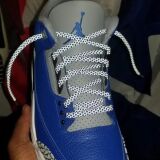 Odblaskowe płaskie sznurowadła niebieskie,  stworzone  do popularnych modeli Nike air max 90s
czy innych modeli nike, adidas