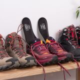 Minimalistyczne, lekkie wkładki do butów miejskich i trekkingowych