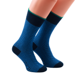 niebieskie w granatową jodełkę skarpety męskie