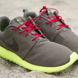 czerwone okrągłe sznurowadła idealne do butów Nike Roshe czy Jordan Futures.
