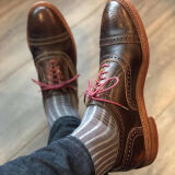 eleganckie siwe z wydzielaniami błękitnymi skarpety męskie viccel socks shadow stripe gray sky blue