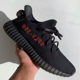 Czarne okrągłe sznurowadła do sneakersów. Sznurowadła do Adidas Yeezy boots. Sznurówki do butów do biegania, sznury, lace, laces. Custom, customizacja. Rzemyki, rzemienie. Sznurófki. Sznuruwki. Czarne sznurówki Lacelab. Czarne sznurowadła Lace lab.