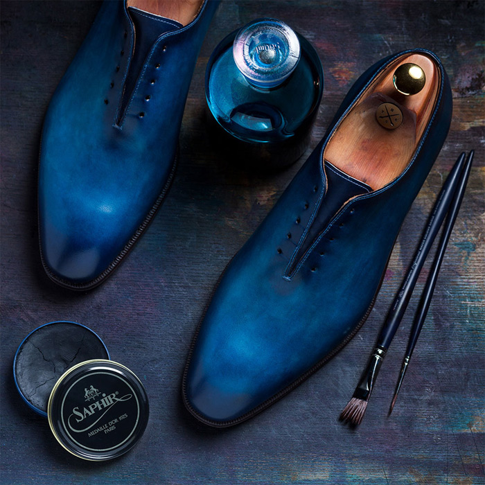 Męskie luksusowe buty wholecut niebieskie. Ręcznie patynowane obuwie.