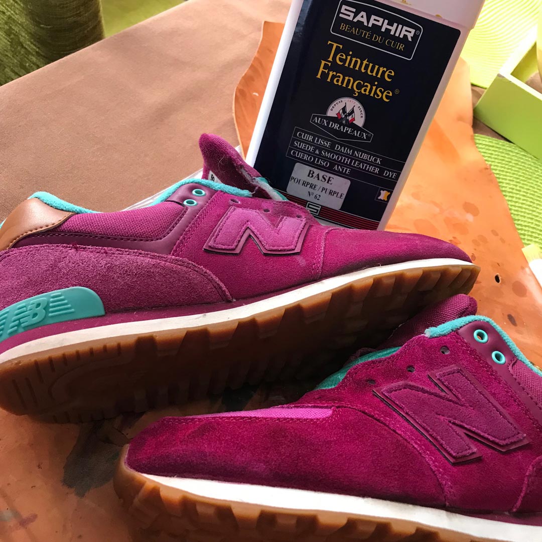 Renowacja zamszowych butów New Balance - barwnik do odnowy koloru obuwia